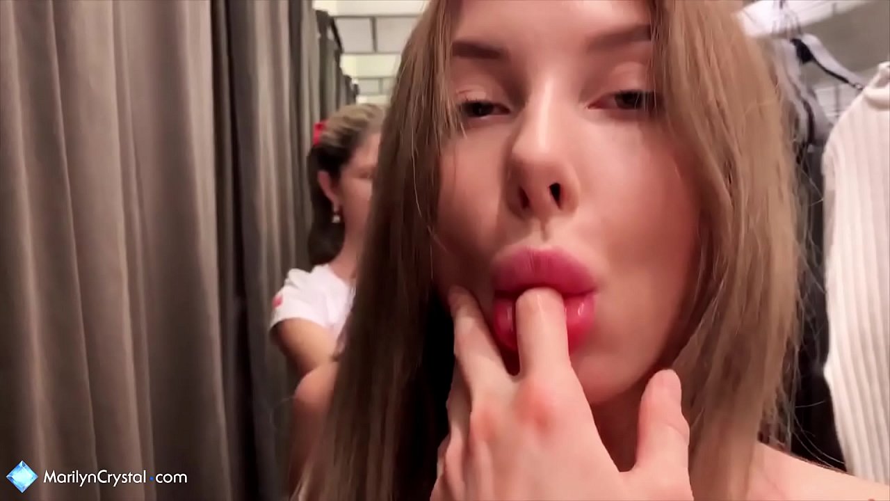 महिला हस्तमैथुन और बिल्ली की दुकान चाटना - जिन गर्सन क्रिस्टल मर्लिन